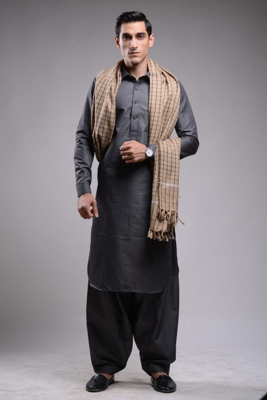 Men’s Shalwar Kameez Stitching – Classic Elegance, Tailored Fit